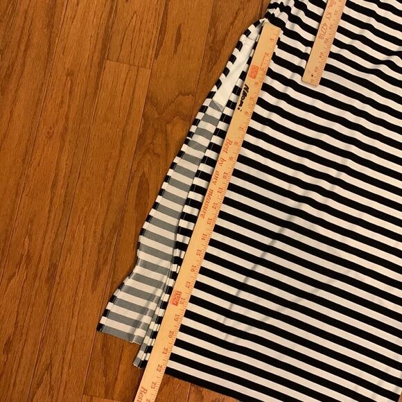 Sophia Christina size medium black and white striped sleeveless maxi dress - Picture 9 of 10